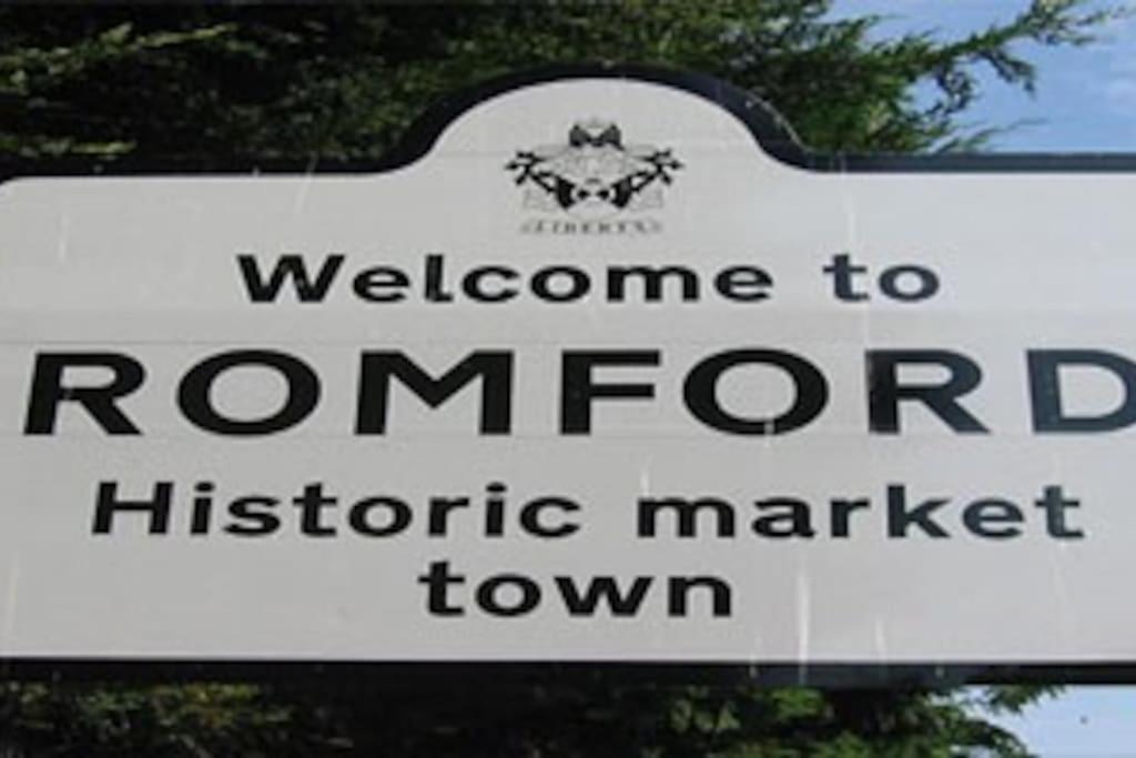 Modern Cosy Private Studio, Wifi, Ip-Tv, Must See Romford Exterior foto